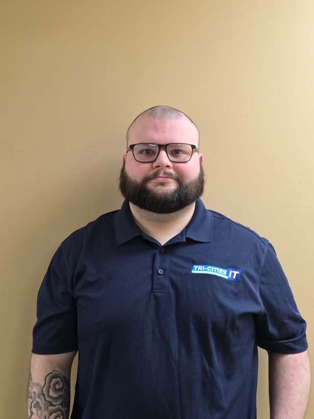 Isaac Carr - Helpdesk Engineer
